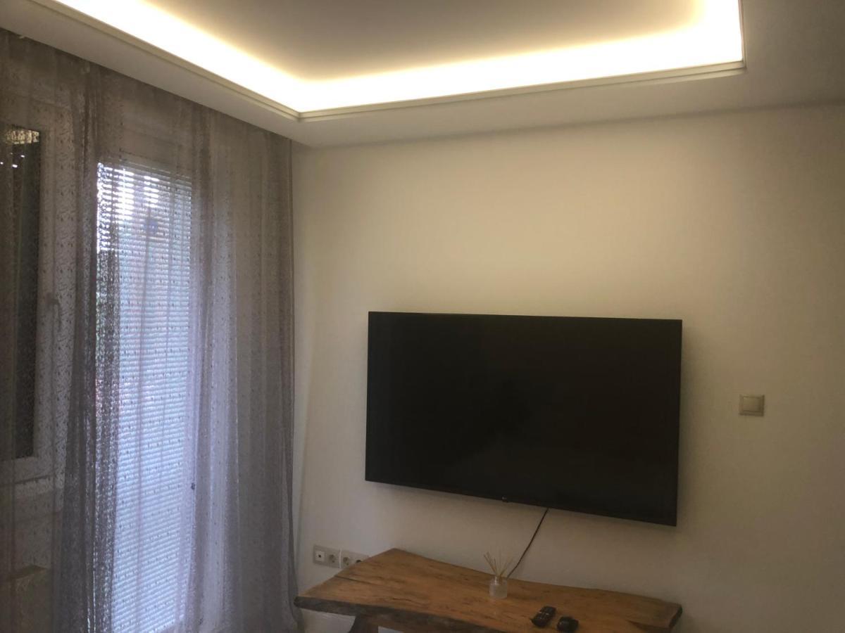 Bezso Apartman Hajdúszoboszló Esterno foto