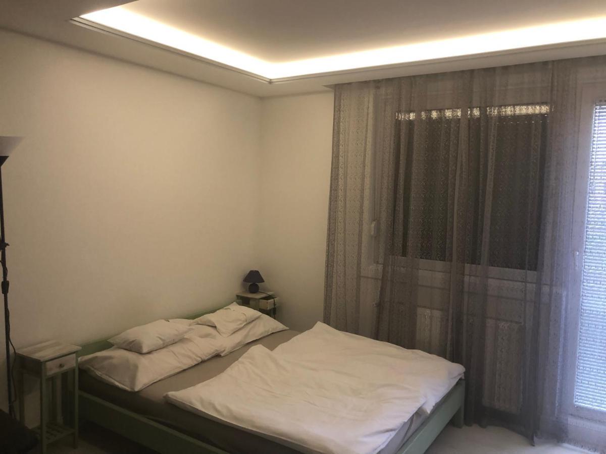 Bezso Apartman Hajdúszoboszló Esterno foto